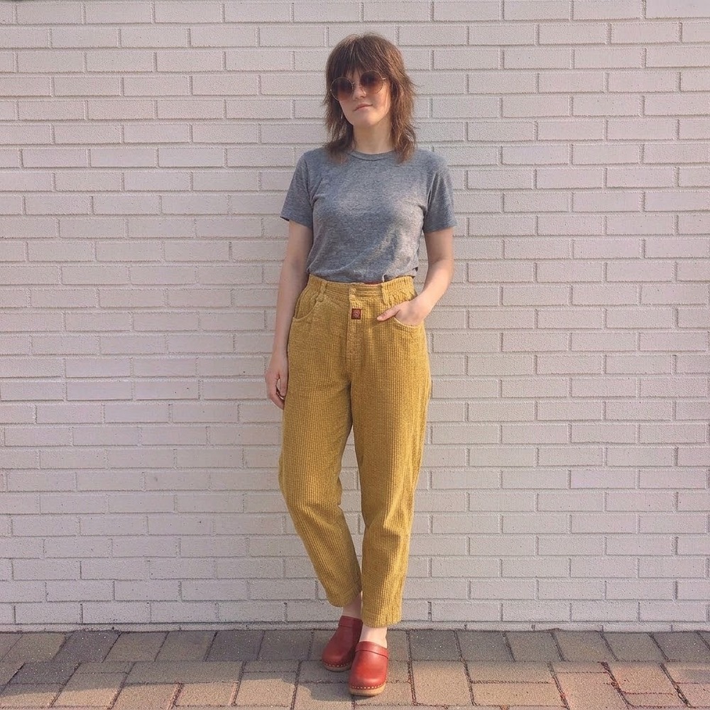 Mexx Corduroy Tapered Pants Womens S 28Wx27L Yellow High Waist Vintage 90s Boho